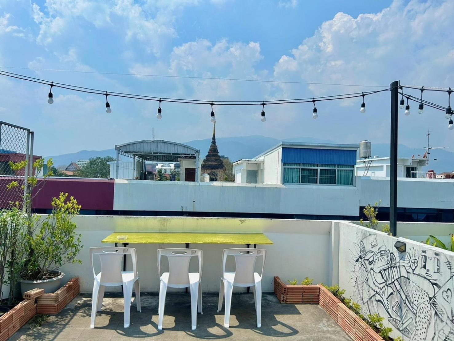 Monkey Toe Guesthouse Τσιάνγκ Μάι Εξωτερικό φωτογραφία